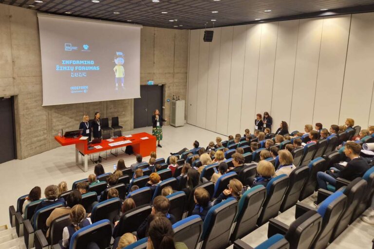 Moksleivių skaitmeniniai atradimai – „Informiko žinių forumo“ konferencijoje