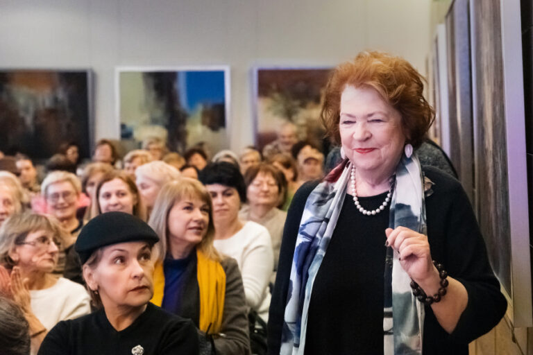 Violetos Palčinskaitės prisiminimų babilonuose – ir Panevėžys, Miltinis, Banionis