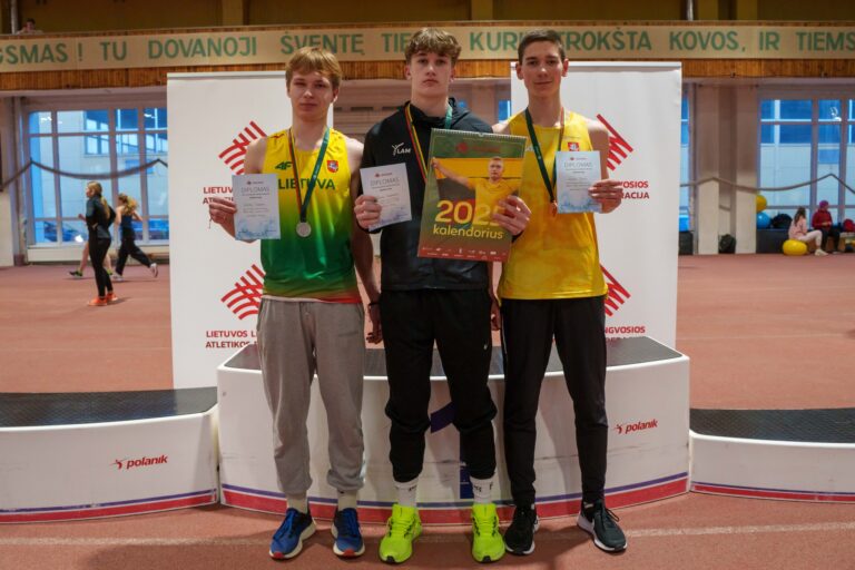 Lietuvos jaunių lengvosios atletikos čempionate pelnyti visų spalvų medaliai