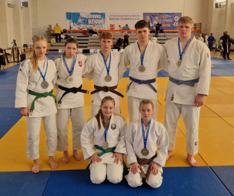 Dziudistai iškovojo 2 aukso, 1 sidabro ir 3 bronzos medalius