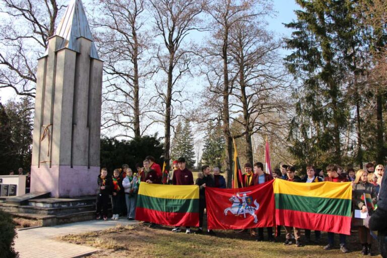 Lietuvos nepriklausomybės atkūrimo dienai paminėti – istorinės atminties žygis Raguvoje