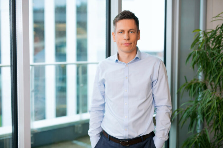 Valstybinius duomenis siekiama patikėti monopoliniam tiekėjui, kyla abejonių dėl jų saugumo