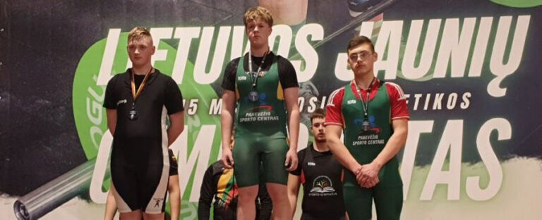 Panevėžio sporto centro sunkiaatlečiams varžybos buvo sėkmingos