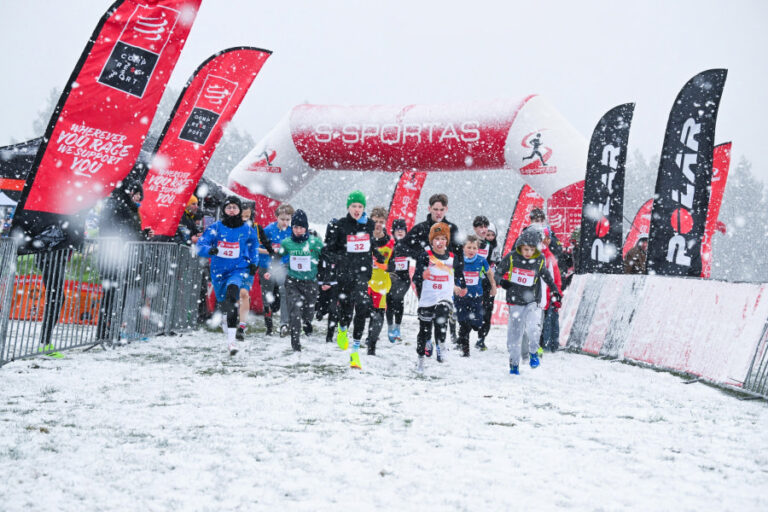 Panevėžio sporto centro ugdytiniai šalies bėgimo bei kroso taurės prizininkai