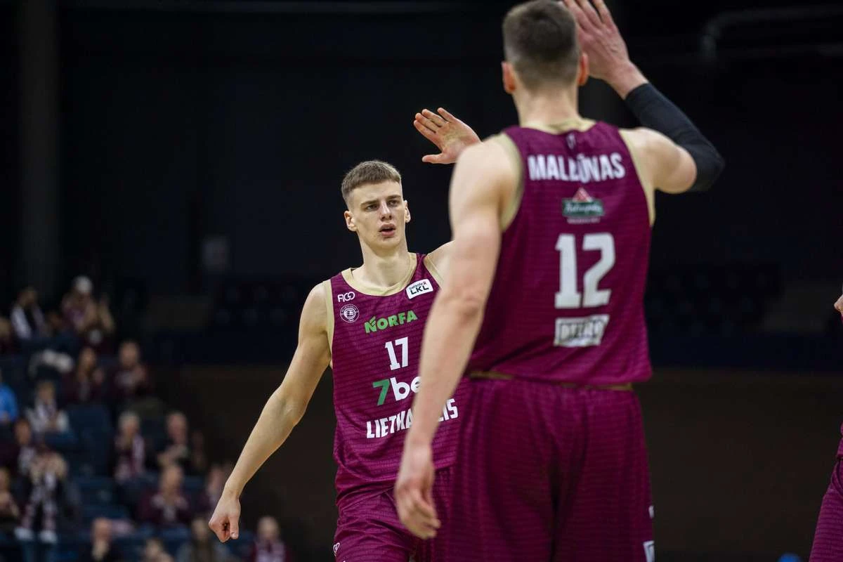 Namuose – solidus ketvirtas kėlinys ir pergalė
