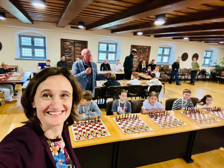 Panevėžio sporto centro ugdytiniai sužibėjo šachmatų fiestoje