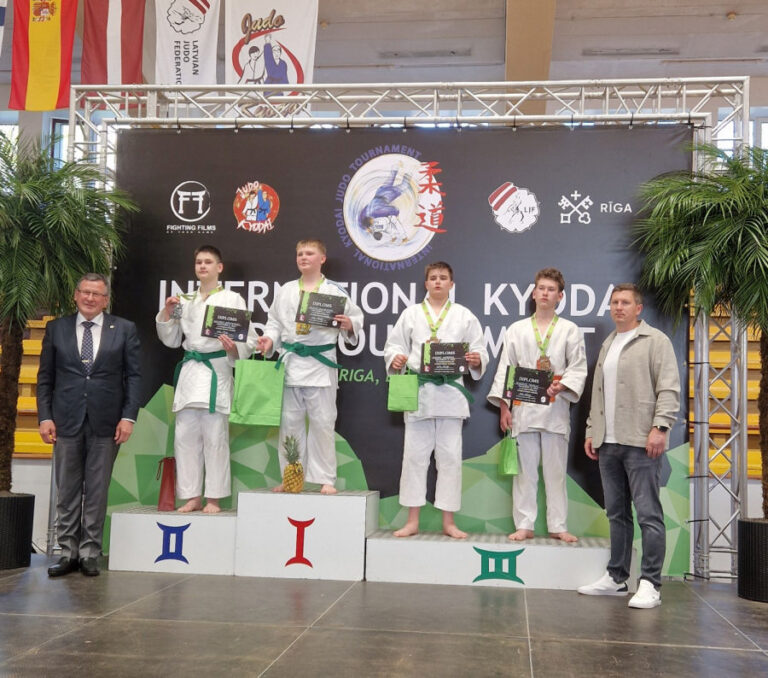 Panevėžio sporto centro ugdytiniai sužibėjo tarptautiniame „Kyodai“ dziudo turnyre