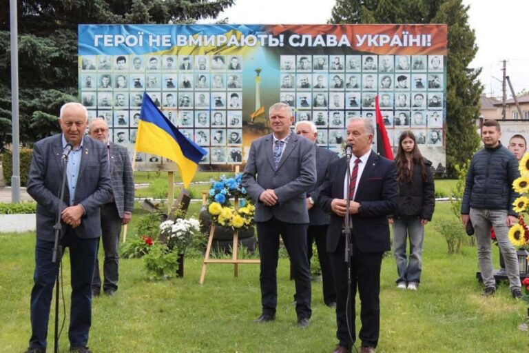 Didvyrių dienos proga – pilietiškumo vizitas į Ukrainą