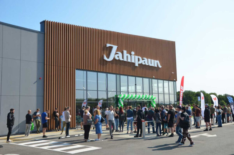 Žūklė vasarą: nuo atsipalaidavimo iki nuotykių gamtoje