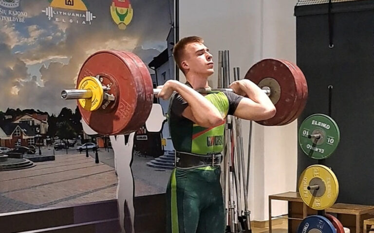 Sunkiaatletis T. Gasiūnas Lietuvos čempionate iškovojo bronzą ir pasiekė rekordą
