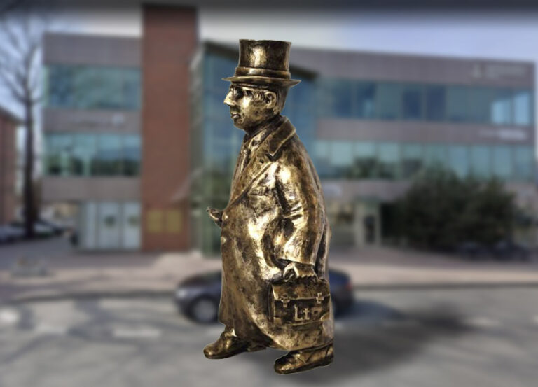 Panevėžyje bus atidengta skulptūra „ Panevėžiškis verslininkas“