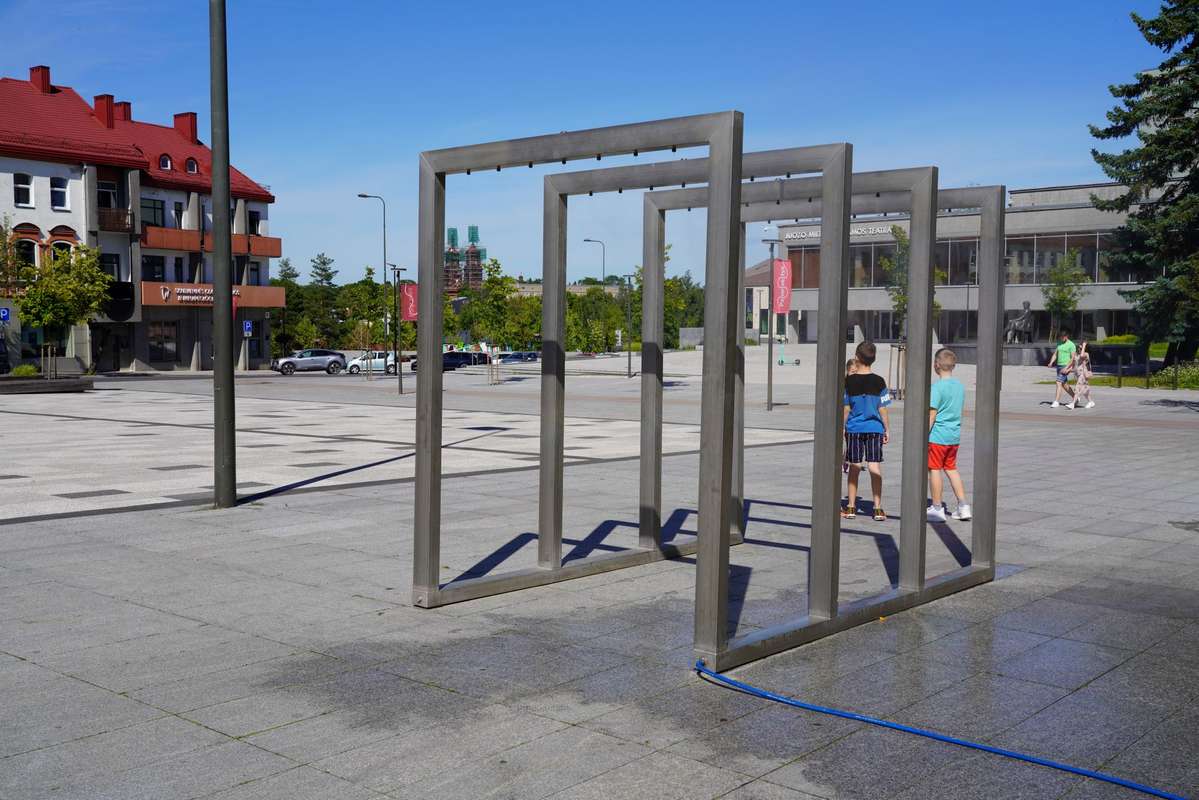 Panevėžyje – nauja atgaiva karštomis dienomis: įrengta vandens dulksna