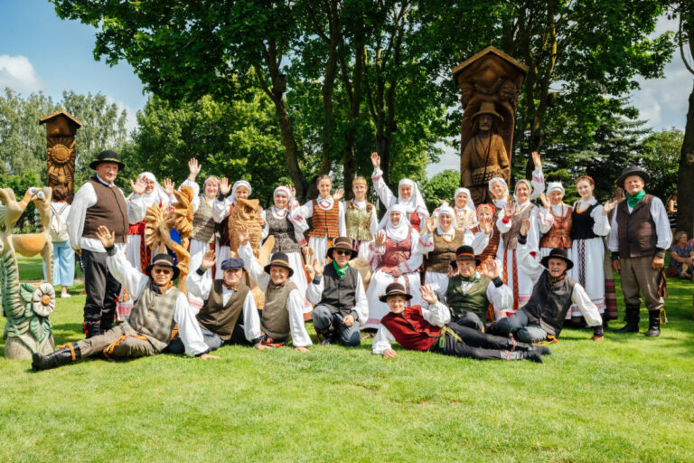 Su namine duona – link šaknų