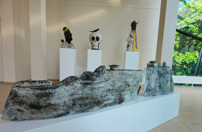 Tarptautinis simpoziumas Panevėžyje prasidės didžiųjų keramikos menininkų paroda