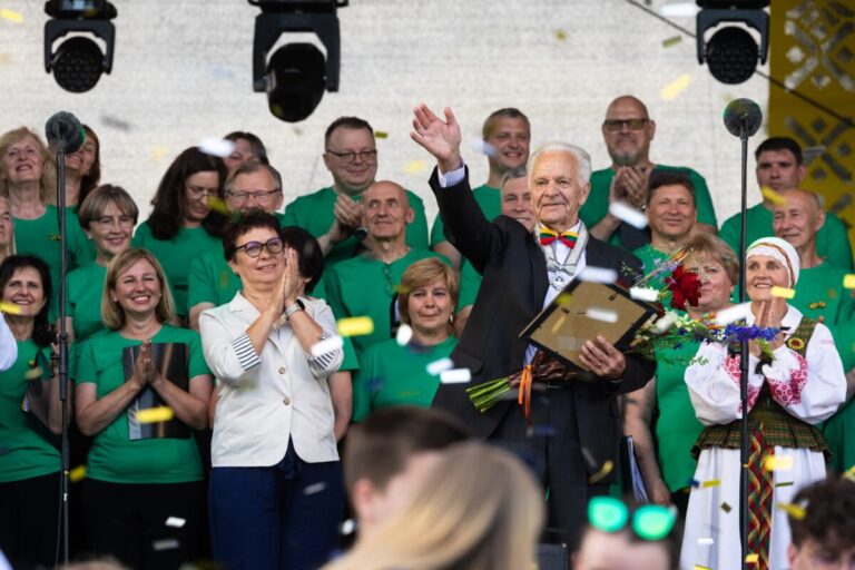 Kazimierui Binkiui – Panevėžio rajono Garbės piliečio vardas