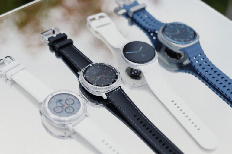 „Samsung“ pristatė „Galaxy Watch8“: laikrodžiai, kurie leis sekti net senėjimo procesus