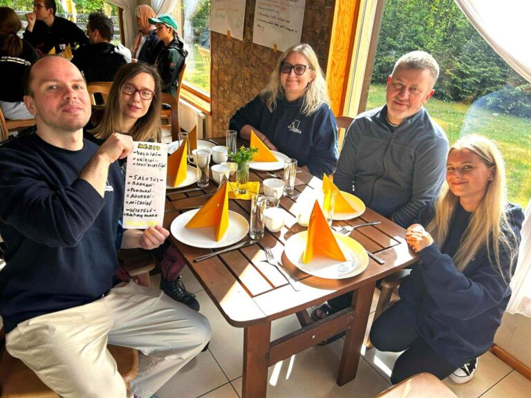 Panevėžio atviras jaunimo centras sėkmingai įgyvendina projektą „Gero skonio akademija“