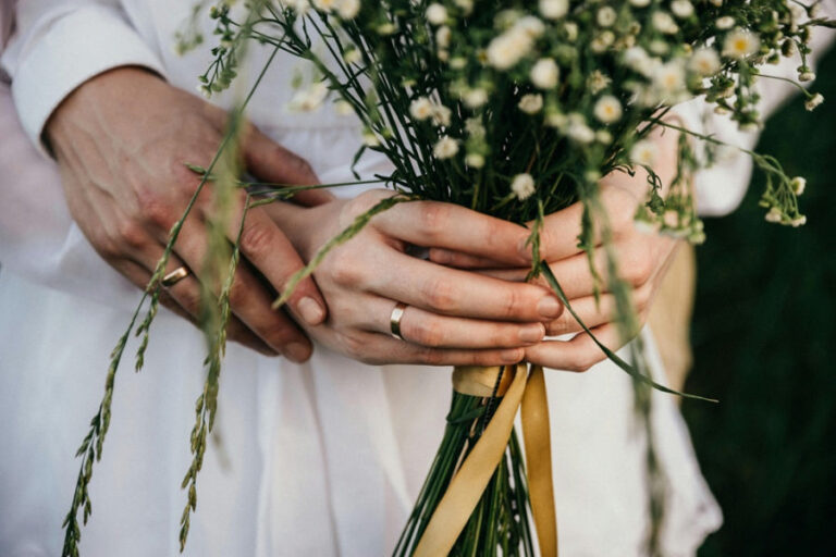 Nuo ko priklauso vestuvinių žiedų kainos?