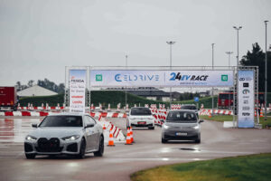 Panevėžyje finišavo Eldrive 24H elektromobilių lenktynės 15 Panevėžyje finišavo Eldrive 24H elektromobilių lenktynės