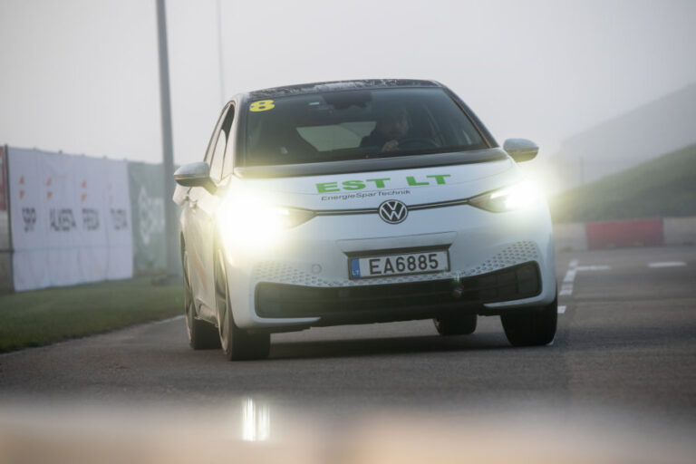 Eldrive 24H elektromobilių lenktynėse - profesionalai sieks tik pergalės