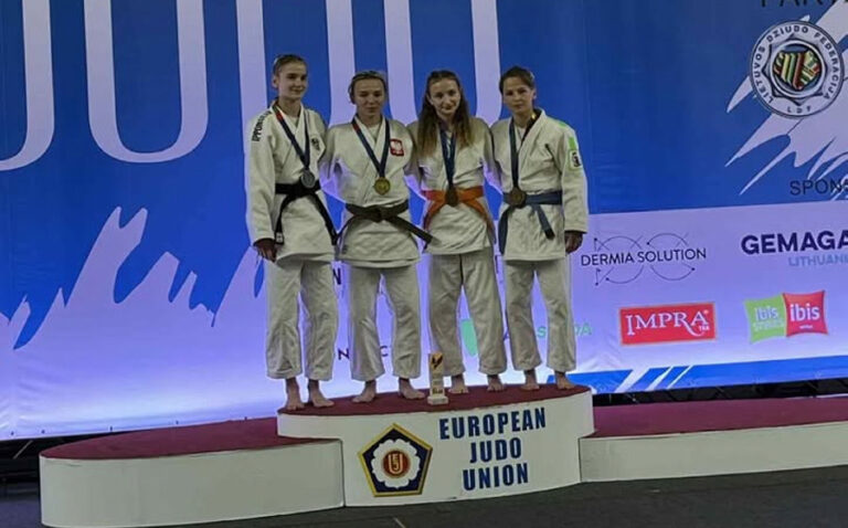 Iš tarptautinio dziudo turnyro Panevėžio sporto centro ugdytiniai parvežė auksą ir sidabrą