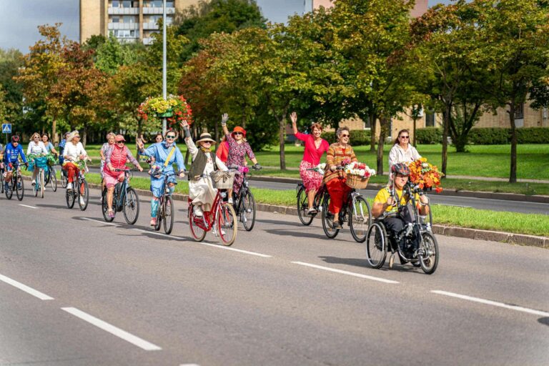 Kviečia į žygį dviračiais