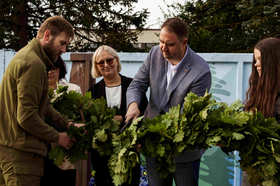 „Ateities miškas“: meninė instaliacija sujungusi miesto šurmulį ir miško ramybę