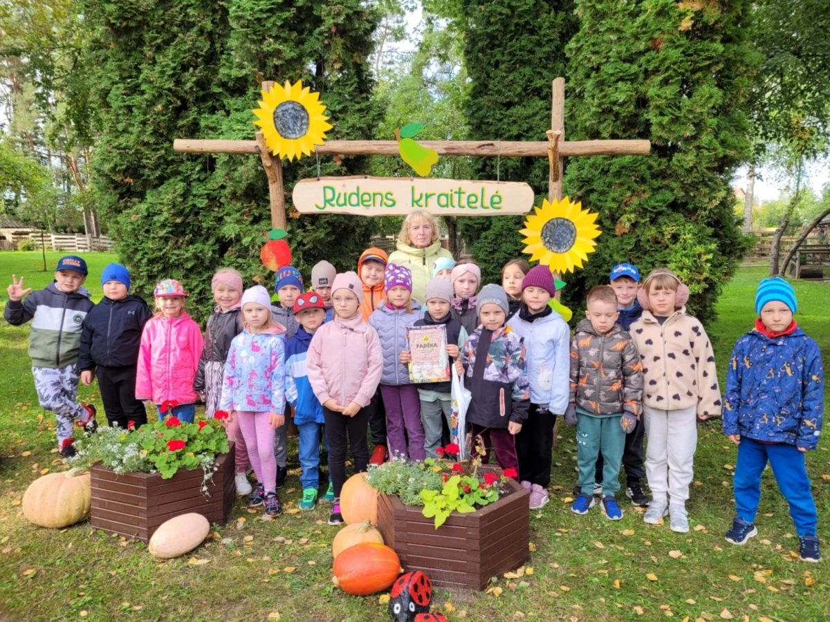 Gamtos mokykloje praūžė „Rudens kraitelė“