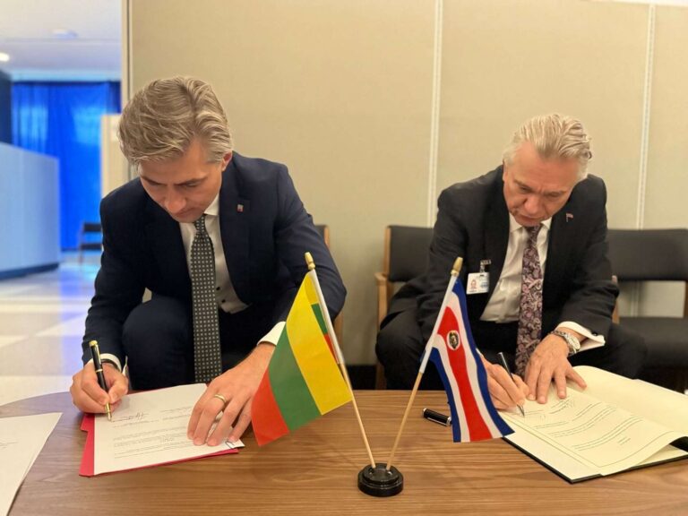 Lietuva ir Kosta Rika pasirašė susitarimą dėl politinių konsultacijų