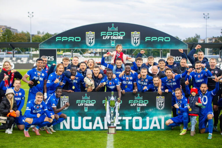 FK "Panevėžys" iškovojo LFF taurę