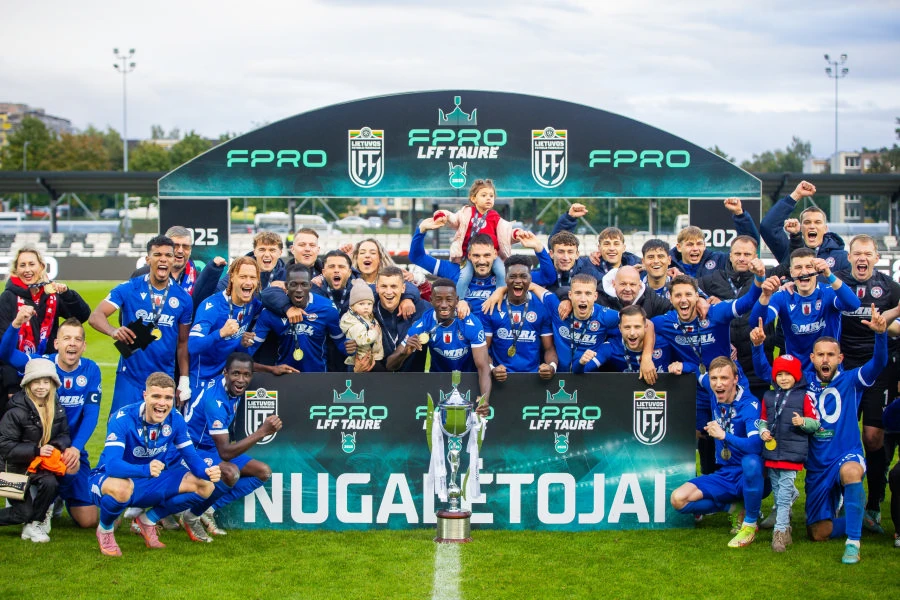 FK "Panevėžys" iškovojo LFF taurę