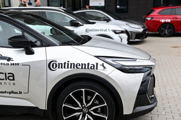 „Lietuvos metų automobilis 2026“ konkurse – 33 dalyviai