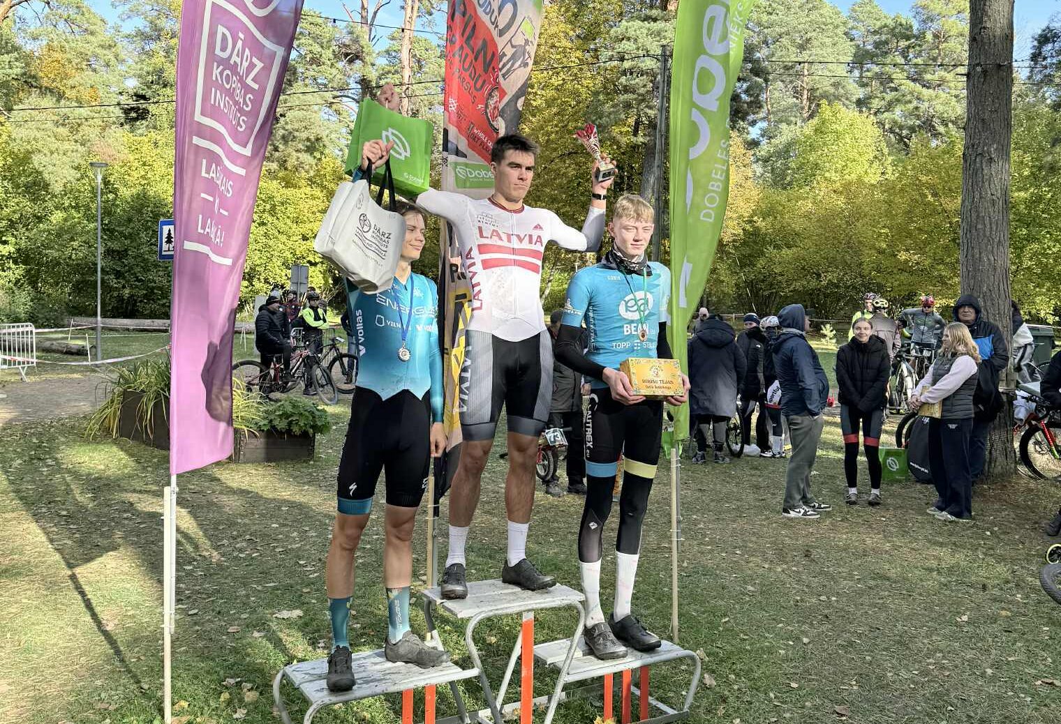 Tarptautinė sėkmė Latvijoje: Ignas Kertenis iškovojo bronzą ciklokroso varžybose