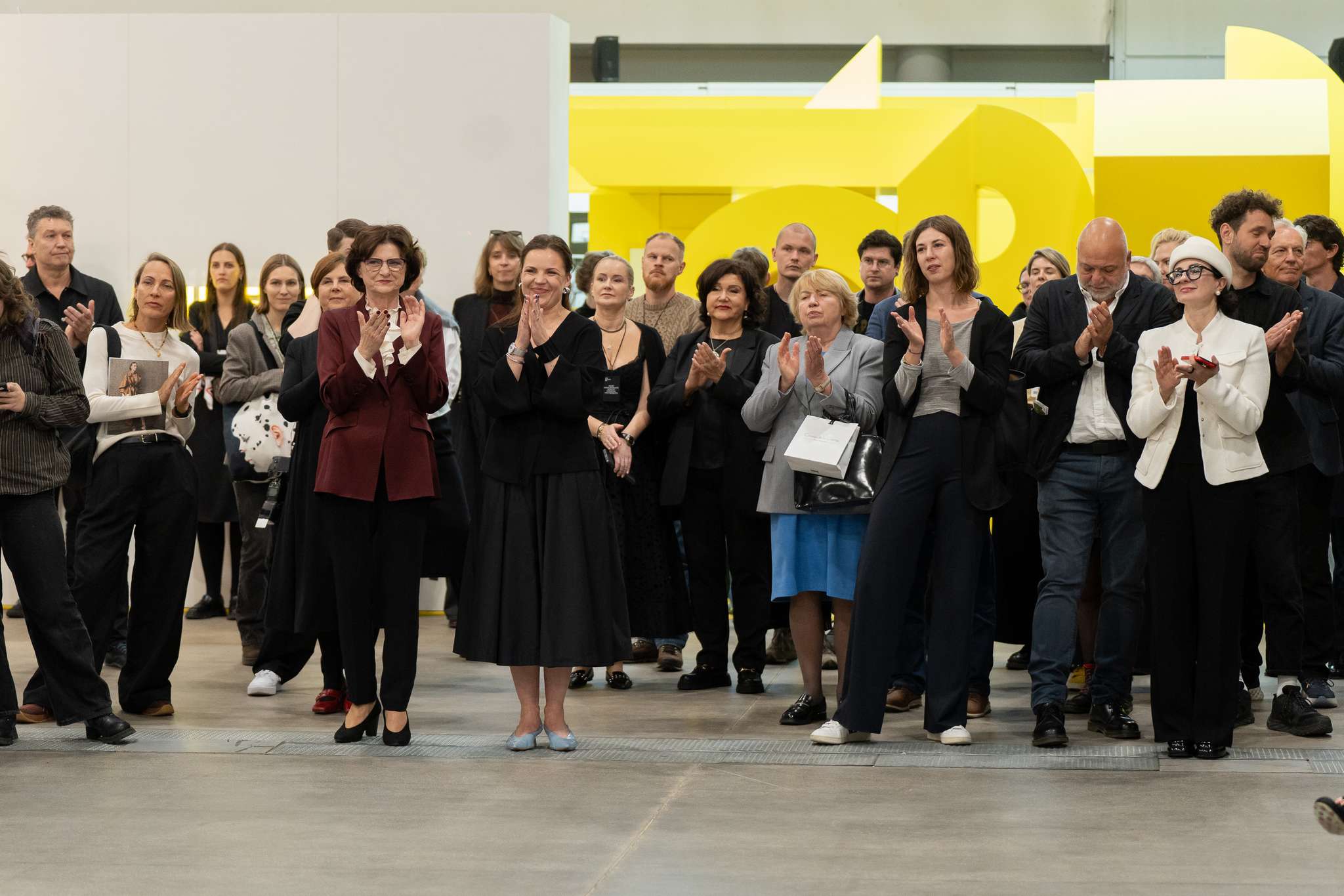 Premijomis apdovanoti šiuolaikinio meno mugės „ArtVilnius’25“ geriausieji