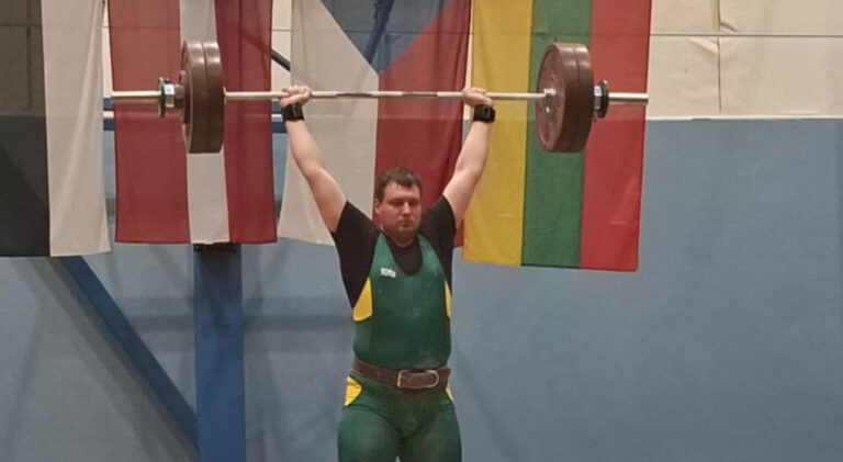Panevėžio sporto centro sunkiaatlečiai iš Estijos grįžo su medaliais