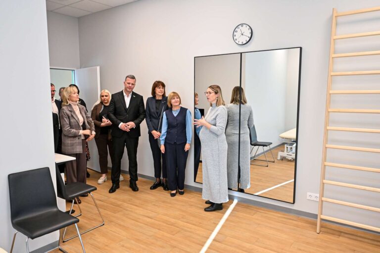 Panevėžyje atidarytas „Eglės sanatorijos“ reabilitacijos centras