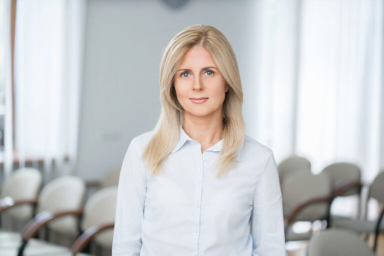 Užimtumo tarnyba: grupės darbuotojų atleidimų mažiau, drabužių siuvimo įmonėms metai sudėtingi