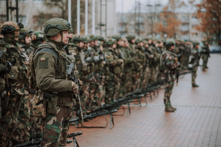 Šaulių sąjungos pratybose – beveik pusantro tūkstančio dalyvių ir net lengvoji aviacija