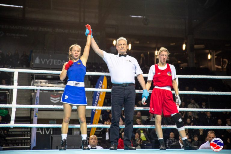 Panevėžio sporto centro boksininkė M. Šmakotinaitė – Lietuvos čempionė