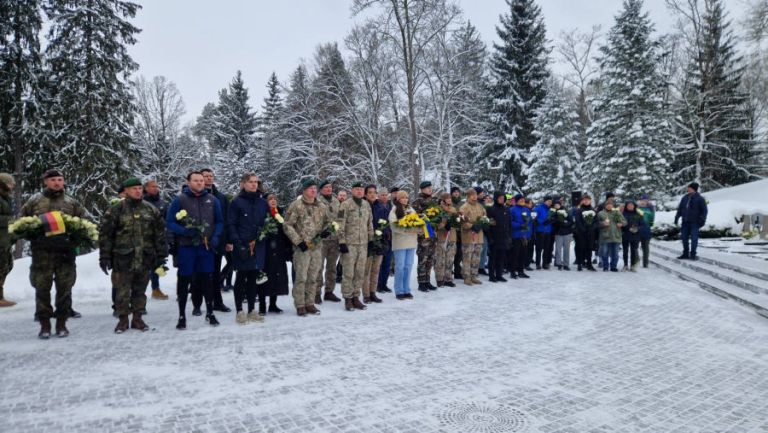 Ministras K. Budrys „Gyvybės ir mirties keliu“ bėgime Sausio 13 aukoms atminti