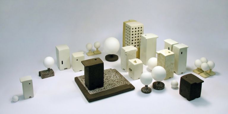 Vilniaus dailės akademijos Keramikos katedros paroda „Daugiabalsė žemė“ - Paninfo.lt