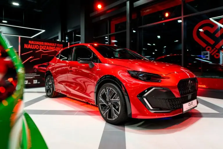 Lietuvoje debiutuoja naujasis „Renault Clio“ - Paninfo.lt