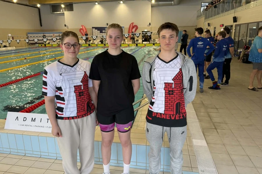 Panevėžio plaukimo viltys Druskininkuose skynė medalius ir gerino rekordus