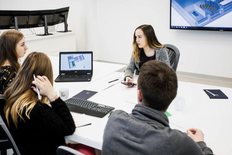 Asociatyvi KTU nuotrauka (1)