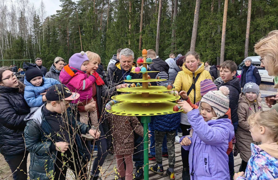 Atvelykis Siauruke 2026: šeimas kviečia pavasario šventė! 1 Atvelykio svete