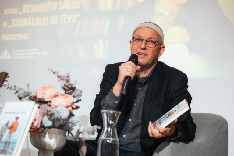 Vytautas V. Landsbergis: turėti žemuogę 2 Lansbergis 010