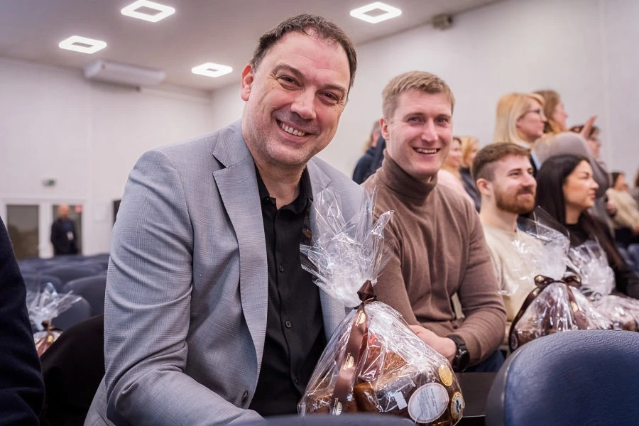Dešimtmetį trunkanti medalių tradicija: Panevėžio rajone pagerbti „Lietkabelio“ krepšininkai