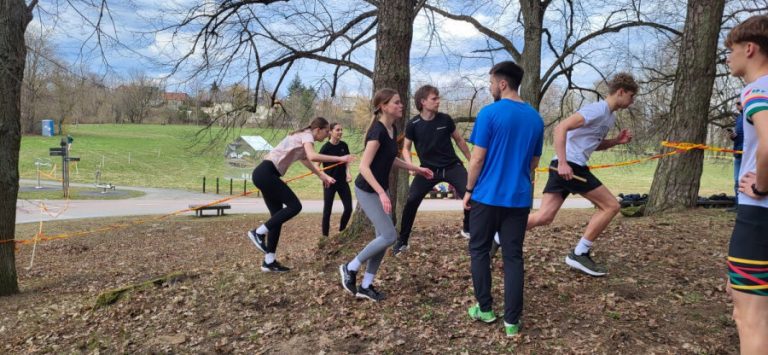Panevėžyje vyko mokyklų pavasario kroso estafečių varžybos