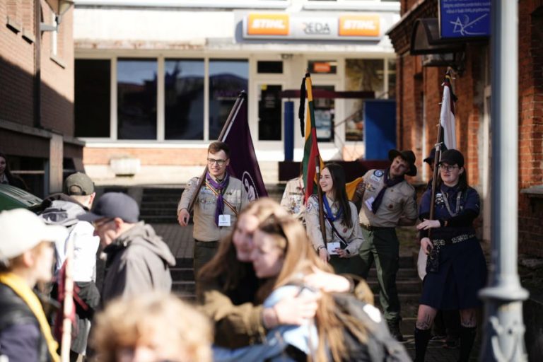 Panevėžyje – skautiška pavasario šventė, šimtai jaunųjų skautų keliaus Siauruku