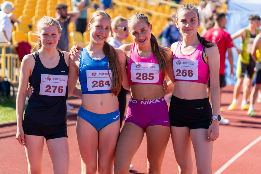 Panevėžio sporto centro lengvaatlečiai Lietuvos čempionate pelnė 15 medalių